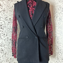 Load image into Gallery viewer, THE LIMITED SLEEVELESS DOUBLE-BREASTED JACKET/VEST:Size Small