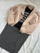 Load image into Gallery viewer, LIGHT PINK SHORT SUEDE MOTO JACKET: Size Medium