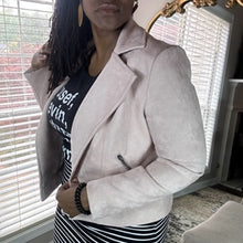 Load image into Gallery viewer, LIGHT PINK SHORT SUEDE MOTO JACKET: Size Medium