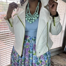 Load image into Gallery viewer, BAUM UND PFERDGARTEN Floral Pleated Skirt: SIZE: Fits like a L/XL