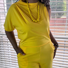 Load image into Gallery viewer, YELLOW JUMPER WITH ASYMMETRIC SLEEVES: Size: 3XL