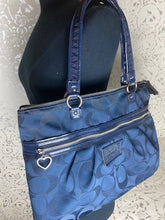 Load image into Gallery viewer, COACH POPPY Signature Logo Sateen Large Tote - Navy Blue
