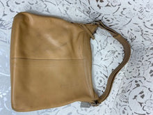 Load image into Gallery viewer, COACH Legacy Gallery Slim Tote - Camel
