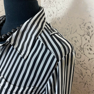 Black/White Striped Blouse - Fixer Upper/Imperfect: Size XL