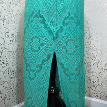 Load image into Gallery viewer, MINT GREEN LACE HALTER DRESS: SMALL
