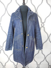 Load image into Gallery viewer, DENIM COAT - OLD NAVY - SIZE MEDIUM
